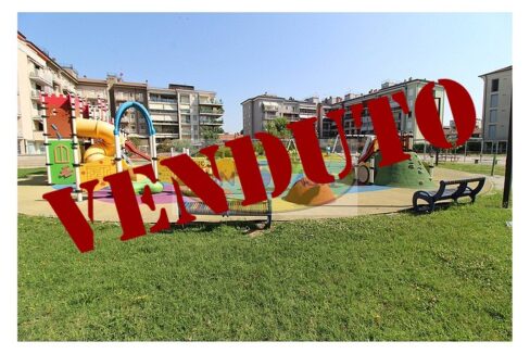 Vendesi appartamento con terrazzo a Lodi