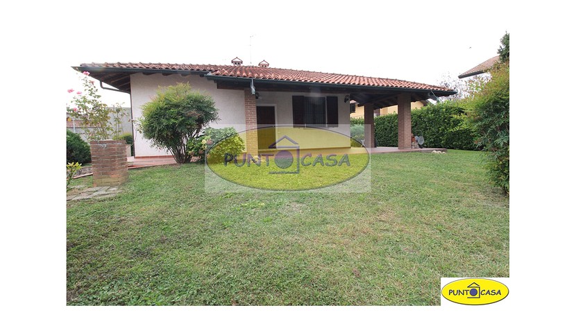 Valera Fratta – villa con ampio giardino – rif. 6544