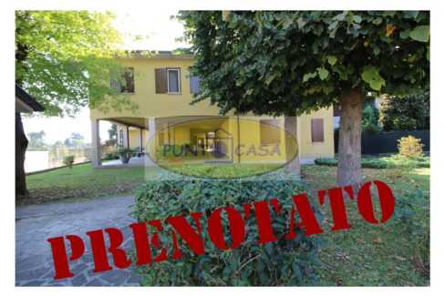 Appartamento con terrazzo a Codogno