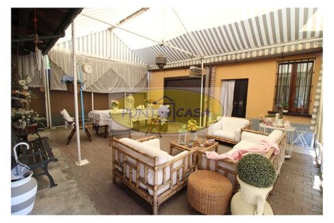 Casale con giardino a Borghetto Lodigiano