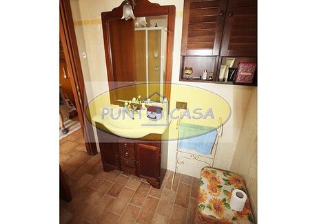 Borghetto Lodigiano. Casale con 4 abitazioni e terreno in vendita. Riferimento 392 (27)
