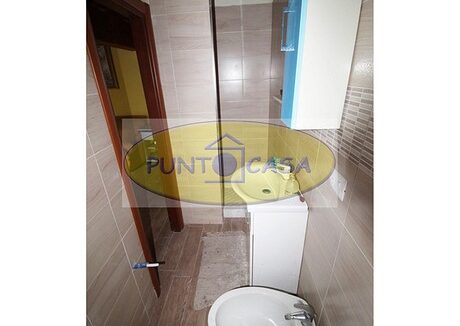 Borghetto Lodigiano. Casale con 4 abitazioni e terreno in vendita. Riferimento 392 (47)