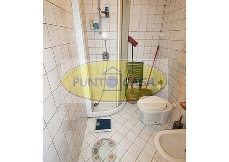 Borghetto Lodigiano. Vendesi casale con piscina e terreno. Riferimento 389 (41)