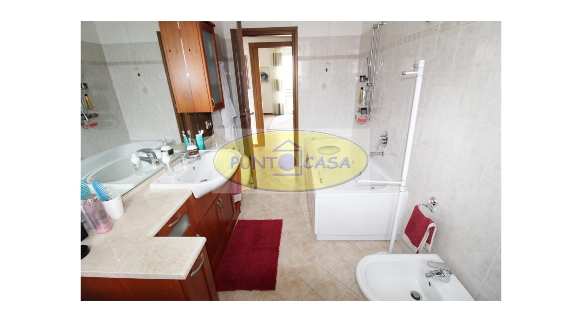 Casalpusterlengo. Vendesi appartamento trilocale in classe energetica A4. Riferimento 4843 (35)