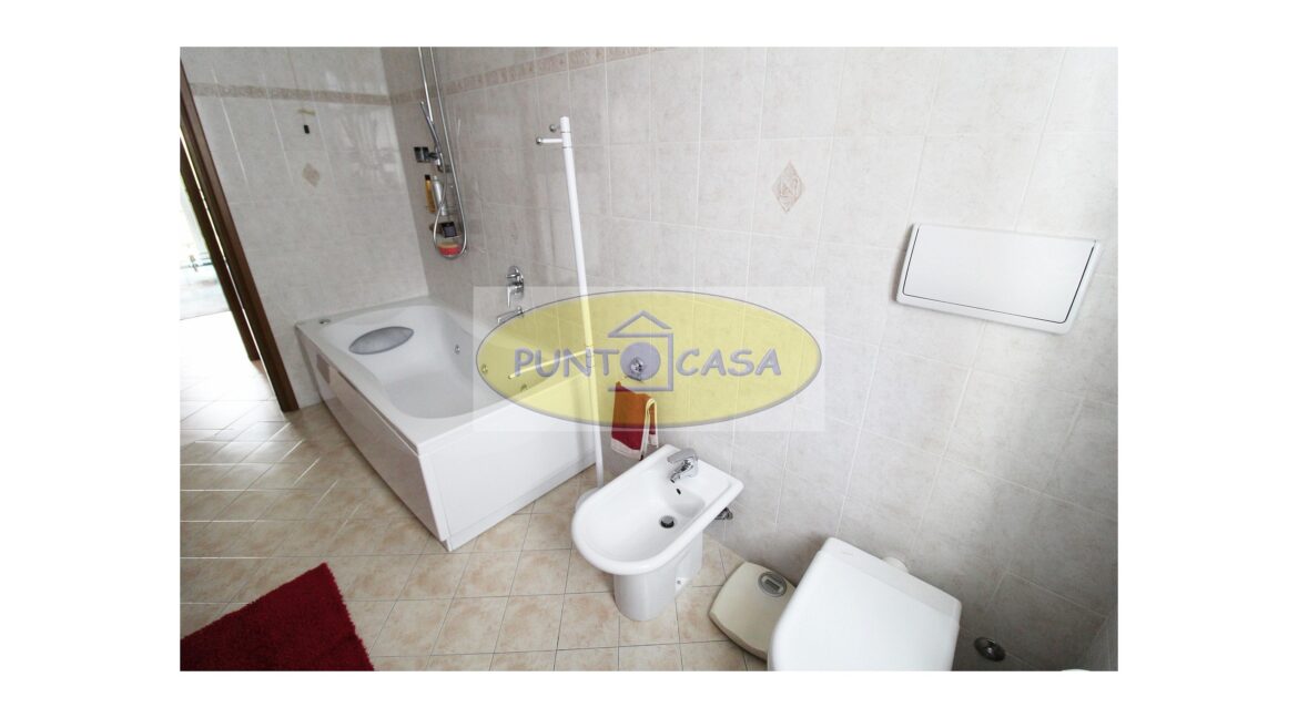Casalpusterlengo. Vendesi appartamento trilocale in classe energetica A4. Riferimento 4843 (38)