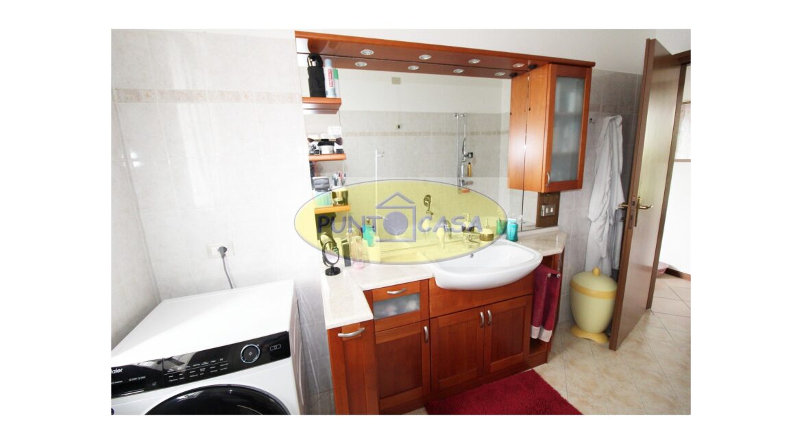 Casalpusterlengo. Vendesi appartamento trilocale in classe energetica A4. Riferimento 4843 (39)