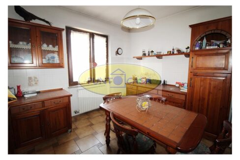 Graffignana. Vendesi casa indipendente con due appartamenti. Riferimento 7787 (17)