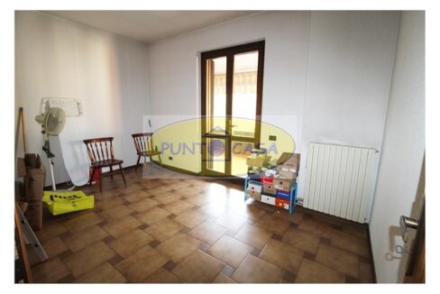 Graffignana. Vendesi casa indipendente con due appartamenti. Riferimento 7787 (26)