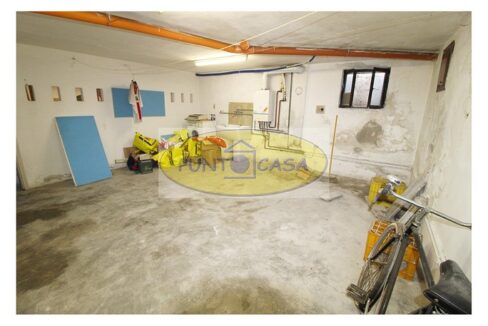 Graffignana. Vendesi casa indipendente con due appartamenti. Riferimento 7787 (46)