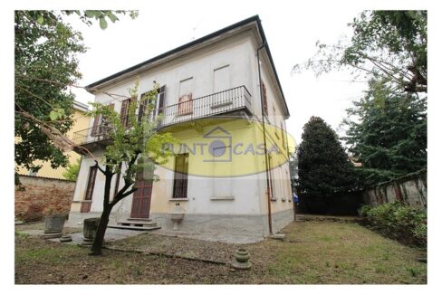 Lodi. Vendesi villa singola signorile con possibilità due appartamenti indipendenti. Riferimento 3462 (5)