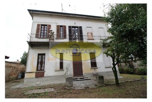 Lodi. Vendesi villa singola signorile con possibilità due appartamenti indipendenti. Riferimento 3462 (7)