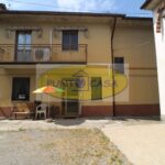 Casa indipendente in vendita