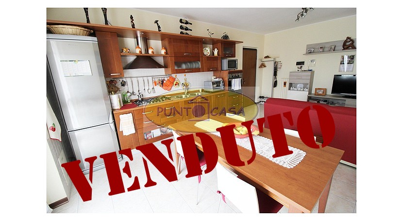 Riferimento 823 (12)