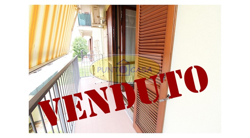 Riferimento 823 (15)