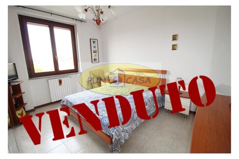 Riferimento 823 (19)