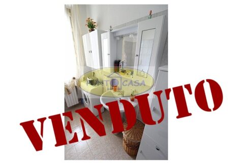 Riferimento 823 (24)