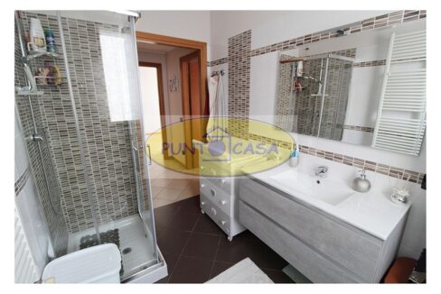 Riferimento 837 (19)