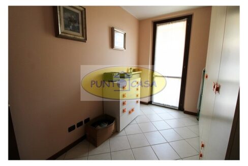 San Martino in Strada. Trilocale arredato in vendita. Riferimento 2645 (33)