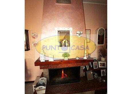 Vendesi a Borghetto Lodigiano appartamento quadrilocale in villa, possibilità 2 appartamenti. Riferimento 390 (18)