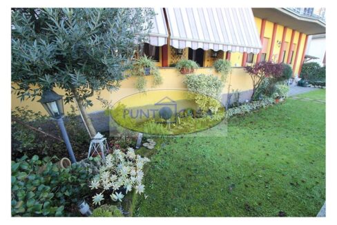 Vendesi a Borghetto Lodigiano appartamento quadrilocale in villa, possibilità 2 appartamenti. Riferimento 390 (3)