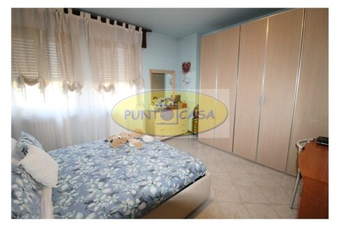 Vendesi a Borghetto Lodigiano appartamento quadrilocale in villa, possibilità 2 appartamenti. Riferimento 390 (31)