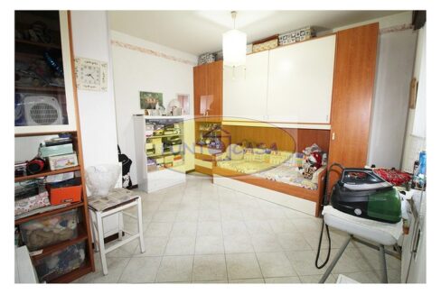Vendesi a Borghetto Lodigiano appartamento quadrilocale in villa, possibilità 2 appartamenti. Riferimento 390 (33)