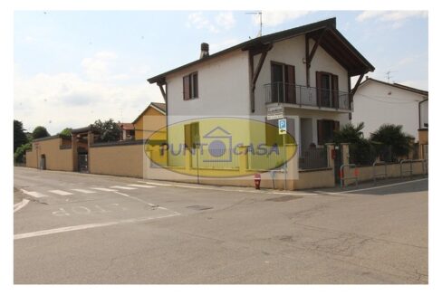 Vendesi villa a Cervignano D'Adda