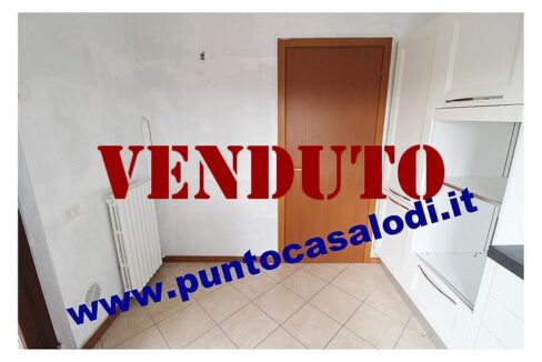 Vendesi trilocale con due bagni e terrazzo a Lodi in via San Fereolo n. 16 - riferimento 3094 (17)