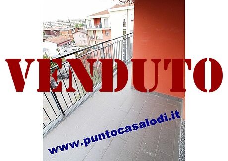 Vendesi trilocale con due bagni e terrazzo a Lodi in via San Fereolo n. 16 - riferimento 3094 (21)