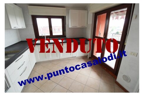 Vendesi trilocale con due bagni e terrazzo a Lodi in via San Fereolo n. 16 - riferimento 3094 (22)