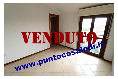 Vendesi trilocale con due bagni e terrazzo a Lodi in via San Fereolo n. 16 - riferimento 3094 (24)
