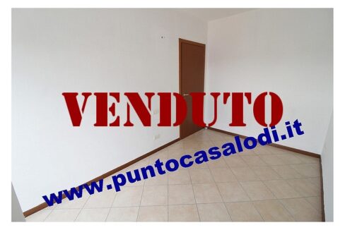 Vendesi trilocale con due bagni e terrazzo a Lodi in via San Fereolo n. 16 - riferimento 3094 (32)