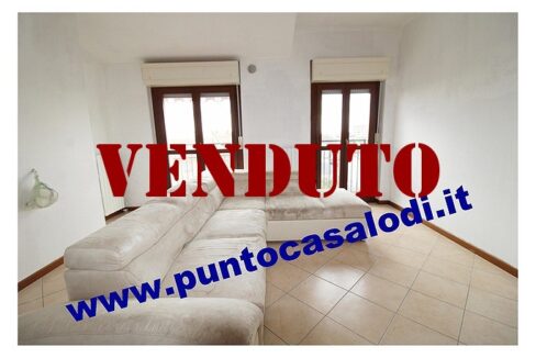 Vendesi trilocale con due bagni e terrazzo a Lodi in via San Fereolo n. 16 - riferimento 3094 (8)