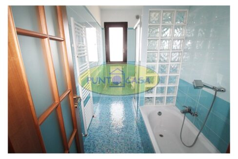 Villa in vendita a Massalengo - riferimento 828 (43)