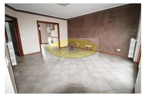 Villa laterale in vendita a Borghetto Lodigiano - riferimento 371 (1)
