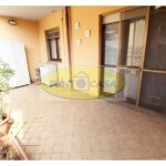 Borghetto Lodigiano trilocale con terrazzo, cantina e box.