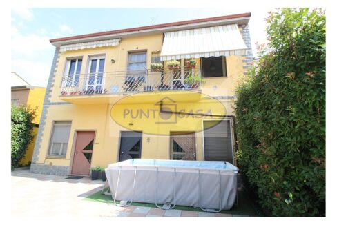 Attico in villa a Lodi