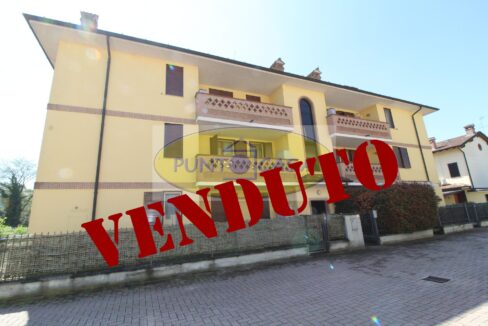 riferimento 737 (25)