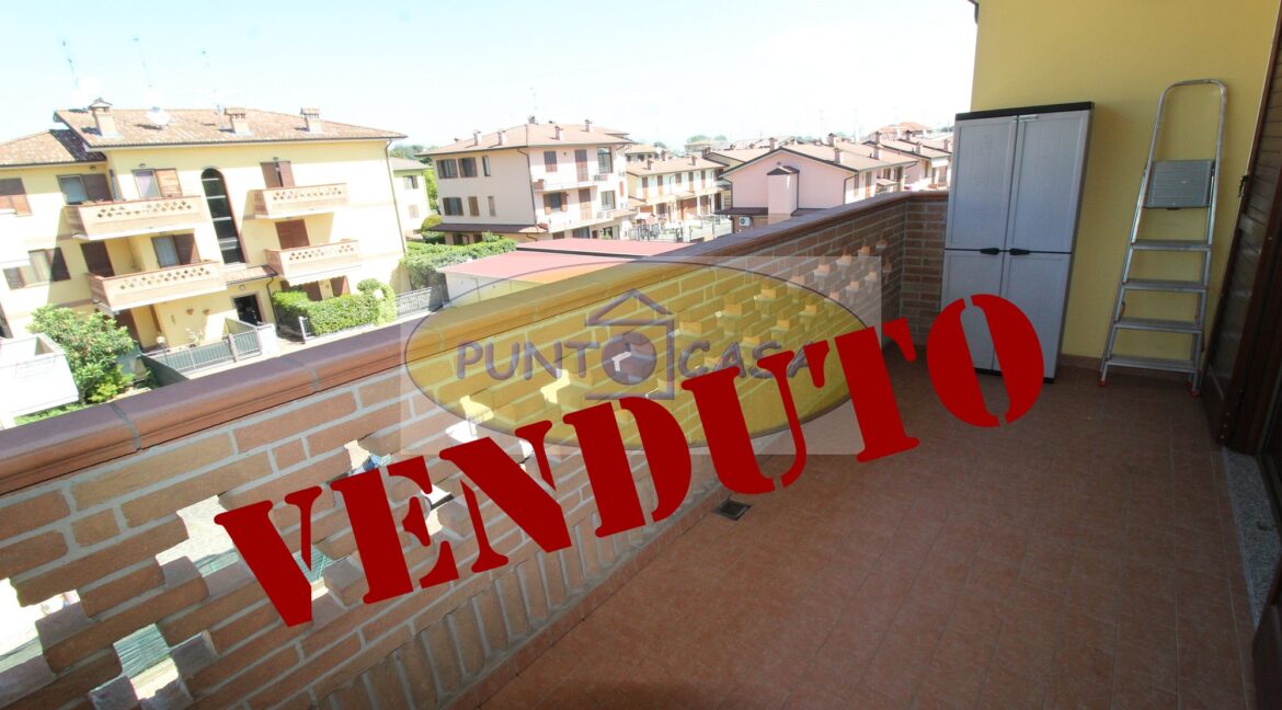 riferimento 737 (32)