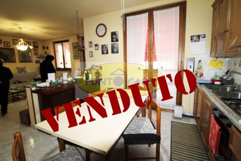 riferimento 8324 (23)