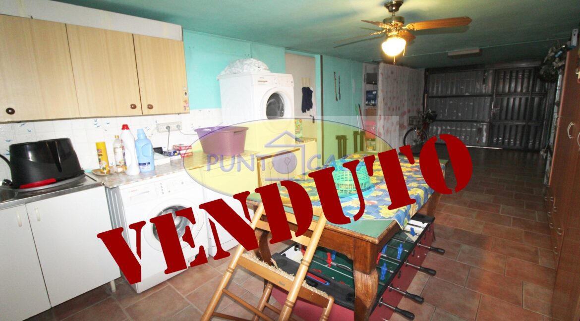 riferimento 8324 (59)