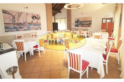 vendesi ristorante a Cavenago d'adda, Lodi, RIF. 7538 (3) tagl