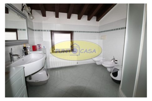 mansarda bilocale in vendita a Pieve Fissiraga rif. 2544 (24)