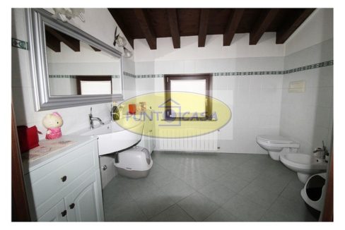 mansarda bilocale in vendita a Pieve Fissiraga rif. 2544 (25)