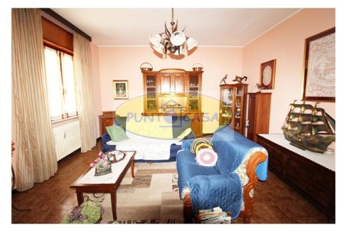 vendesi appartamento in villa a Borgo San Giovanni (10)