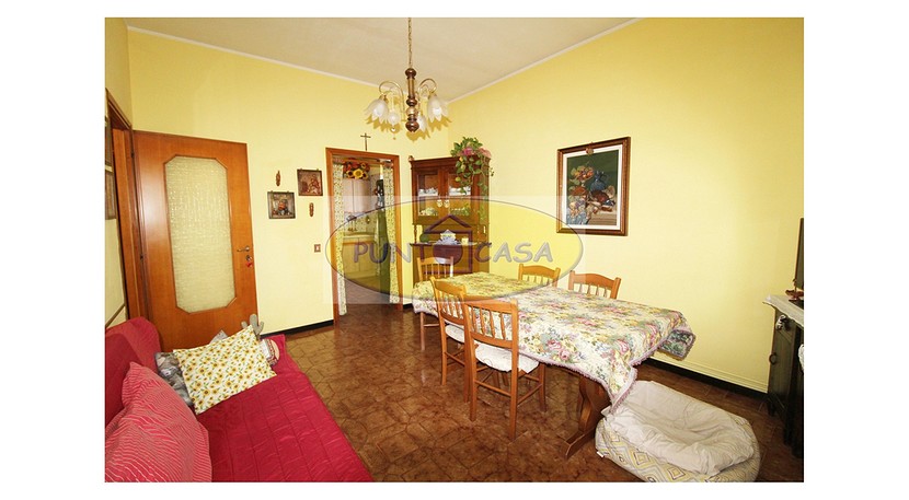 vendesi appartamento in villa a Borgo San Giovanni (13)