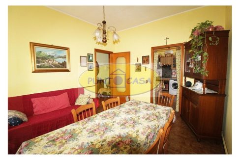 vendesi appartamento in villa a Borgo San Giovanni (15)