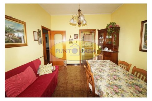 vendesi appartamento in villa a Borgo San Giovanni (16)