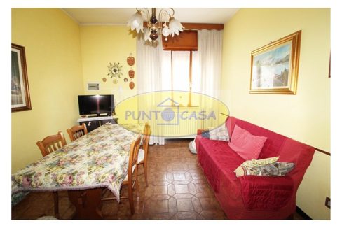 vendesi appartamento in villa a Borgo San Giovanni (17)