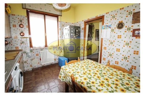 vendesi appartamento in villa a Borgo San Giovanni (18)